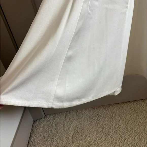 Jane Hill Huntleigh Gown - Picture 14 of 14